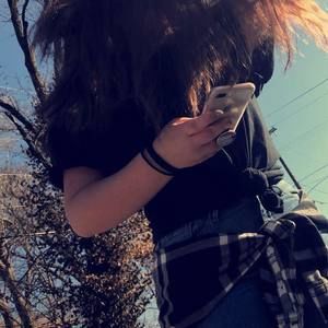 Meet your Posher, Abigail